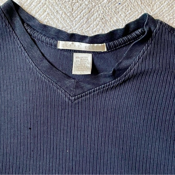 πBuy 1 Get 1 FREEπ Perry Ellis Bundle - Picture 6 of 9